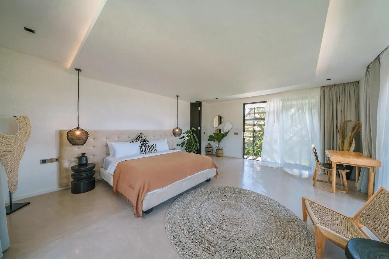Villa Bull House Amazing 6 Bedrooms Contemporary Villa In Seminyak