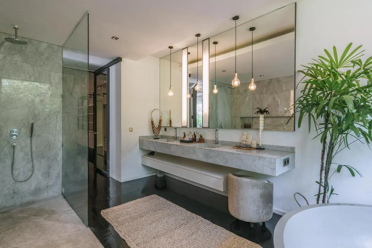 Villa Bull House Amazing 6 Bedrooms Contemporary Villa In Seminyak