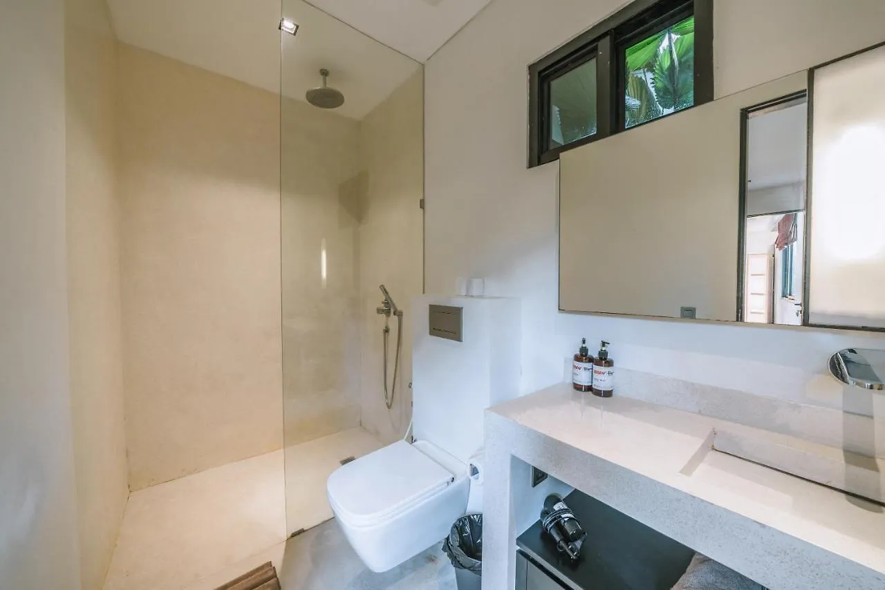 Villa Bull House Amazing 6 Bedrooms Contemporary Villa In Seminyak